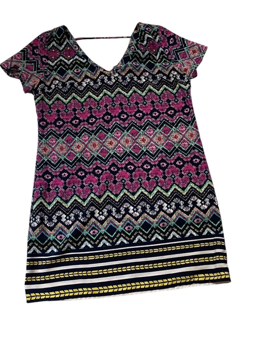 Red Camel multicolored shift dress featuring a geometric print Size Large EUC